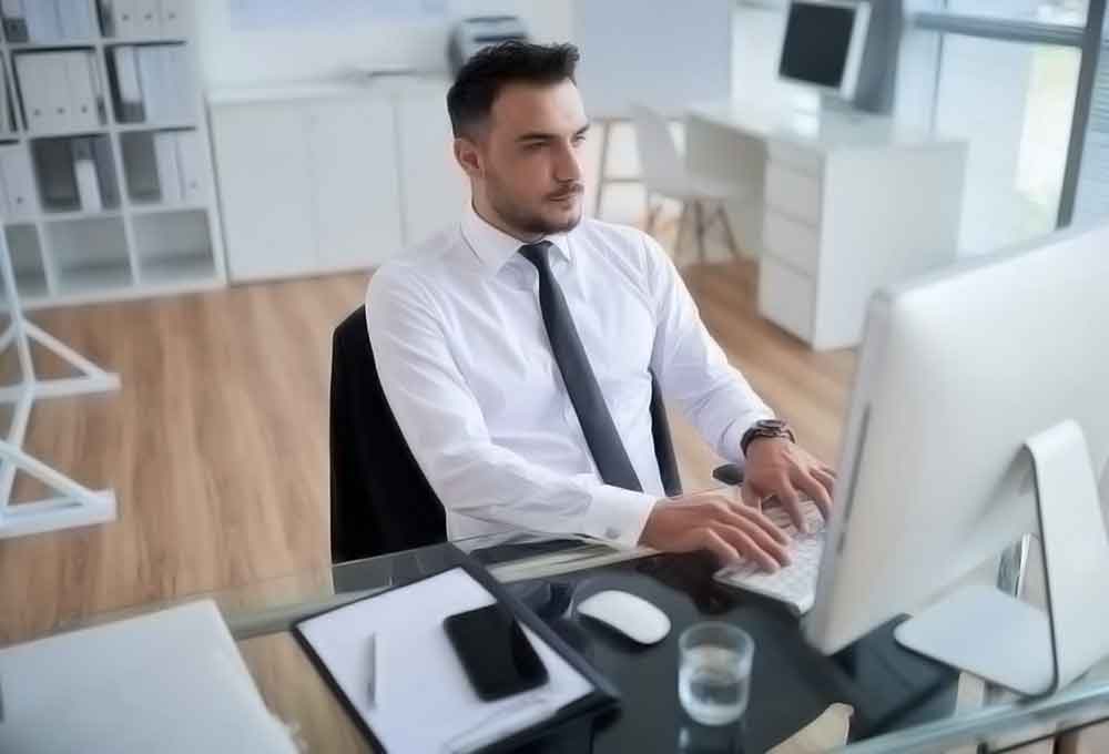 卡密批发市场的服务器测压实战